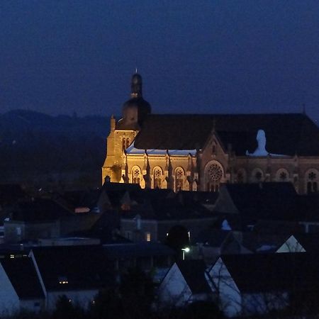 La Tour Du Moulin Geant Bed & Breakfast Rochefort-sur-Loire Exterior foto