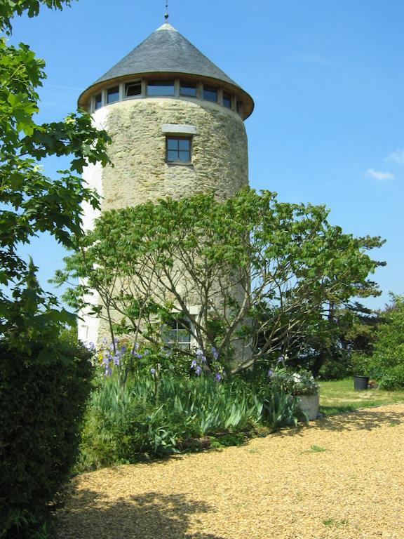 La Tour Du Moulin Geant Bed & Breakfast Rochefort-sur-Loire Exterior foto